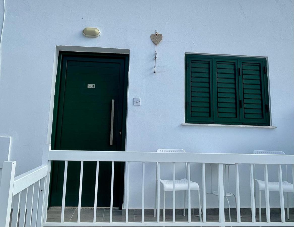 Ikaria Village Apt 201 Пафос Екстериор снимка