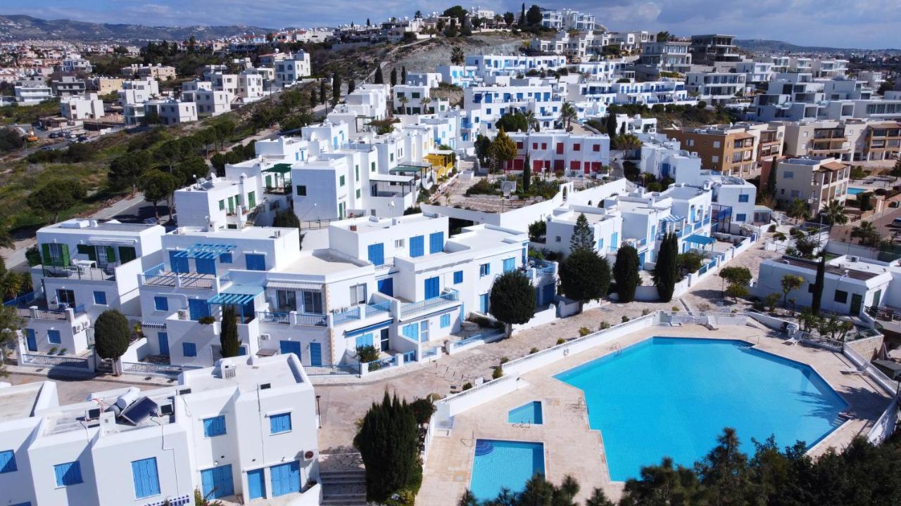 Ikaria Village Apt 201 Пафос Екстериор снимка
