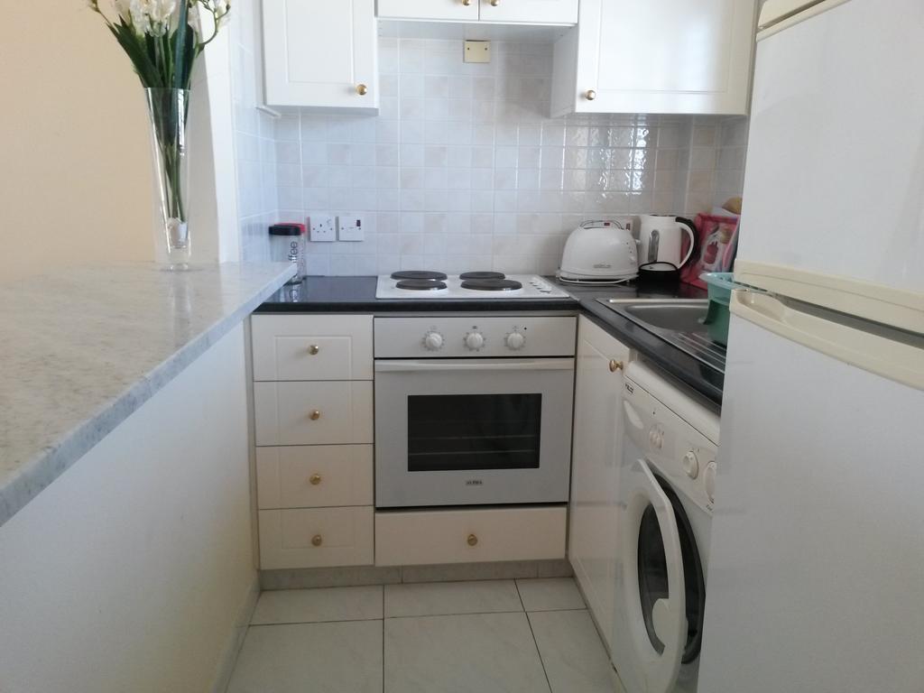 Ikaria Village Apt 201 Пафос Екстериор снимка